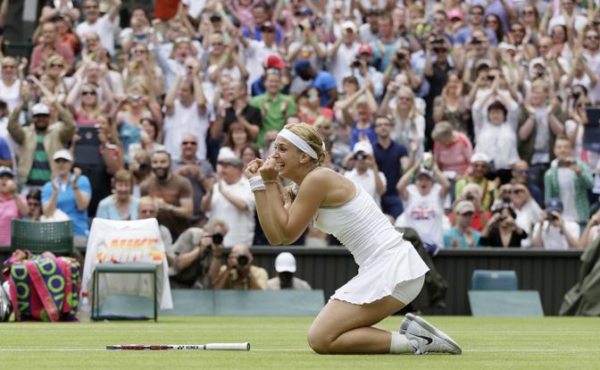 La tennista tedesca, 23 anni, raggiunge i quarti di finale a Wimbledon per la quarta volta. Ap